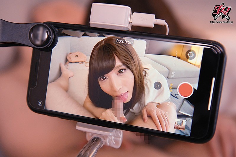 あなたは美少女のおちんちんを舐めますか？ 舐めませんか？ こんなに可愛い子のおちんちんならもちろんしゃぶりますよね！？ 七瀬るい